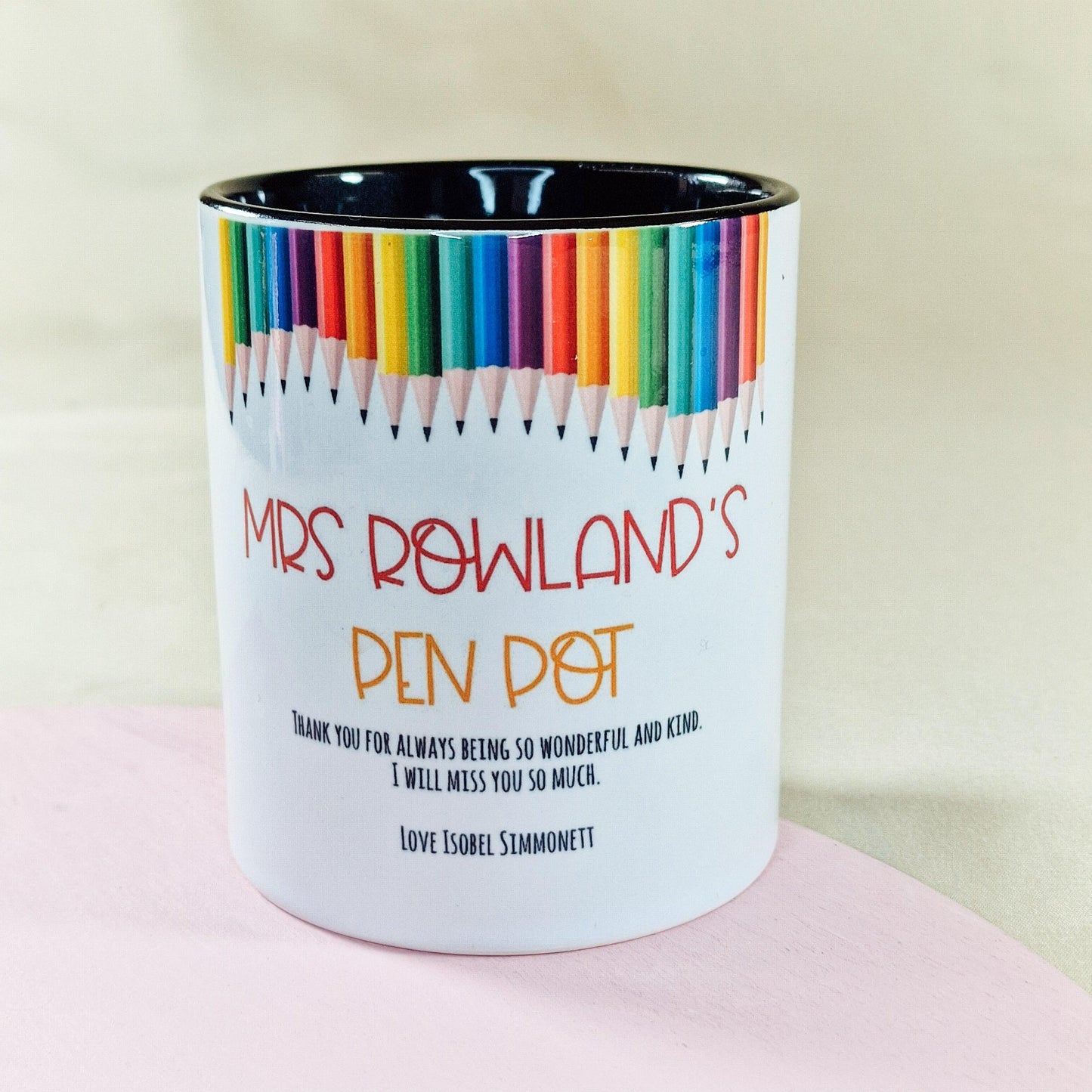 Personalised teacher pen pot featuring a pencil design, customised with the teacher's name and a special message. Ideal for organising desk supplies.