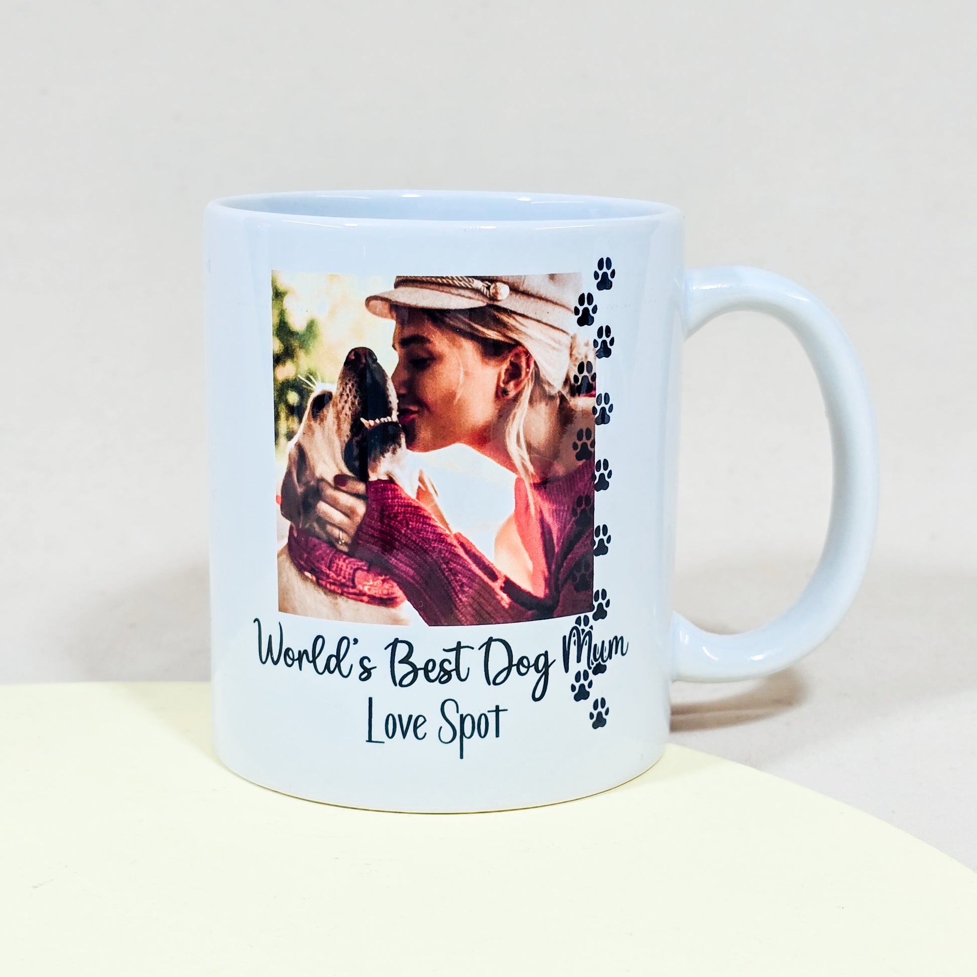 Personalised "World’s Best Dog Mum" mug with a custom pet photo and name, perfect gift for dog mums.







